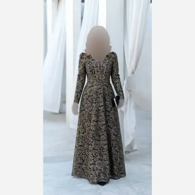 پیراهن مجلسی زنانه جنس شاین قد 150 با تور ژپون داخلی سایز بزرگ و رنگبندی