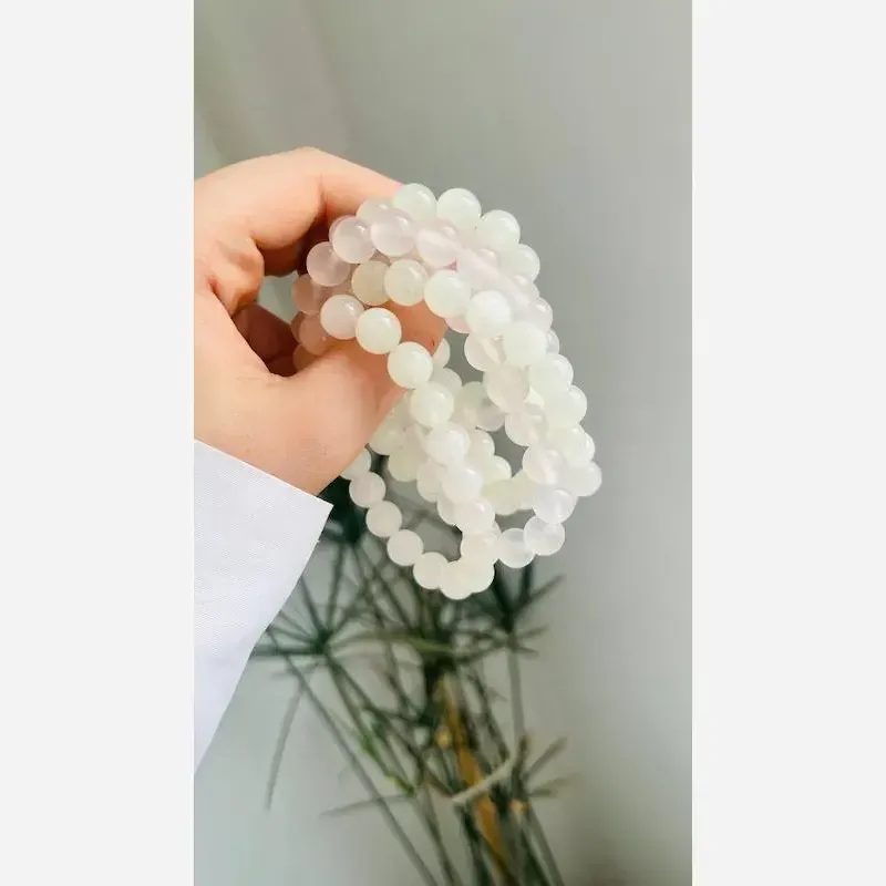 دستبند دخترانه مهره ای مدل آفتاب پرست تغییر رنگ دهنده در نور خورشید